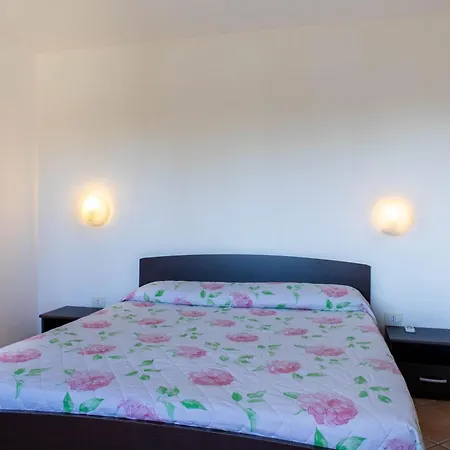 Residenze Del Porto - Budoni Sweet *